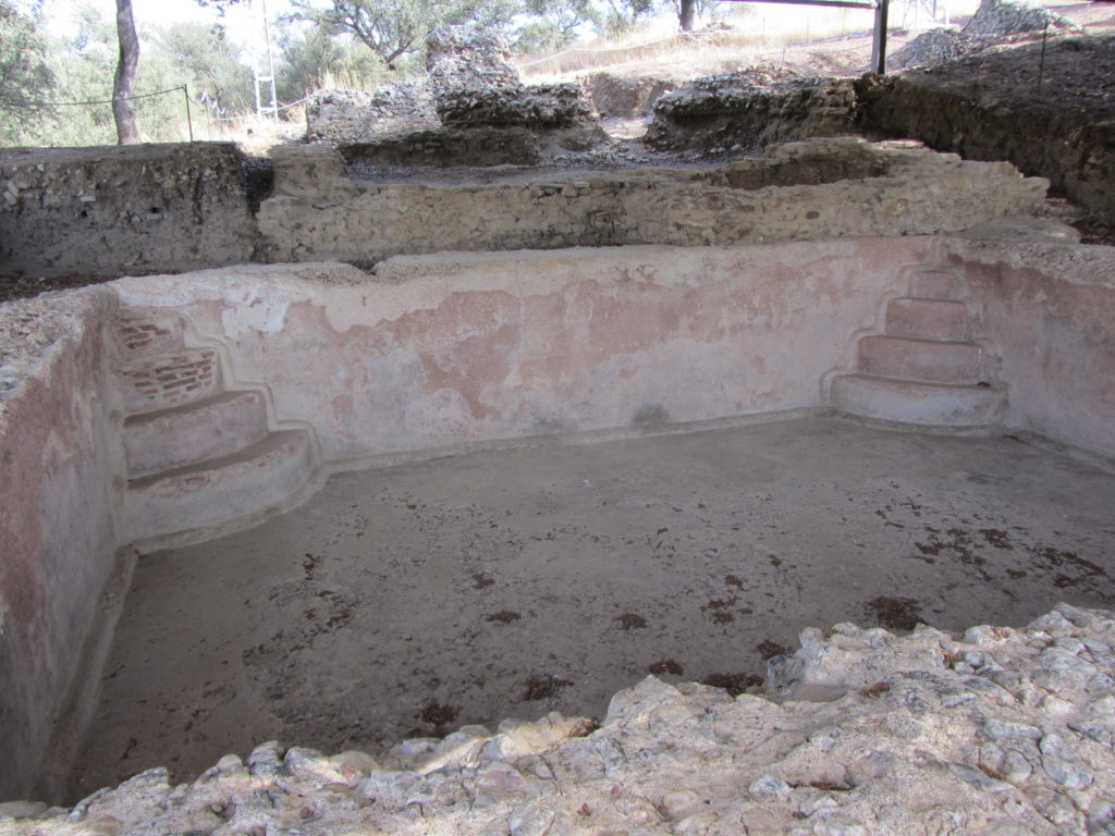 Natatio del yacimiento arqueológico de Majadaiglesia